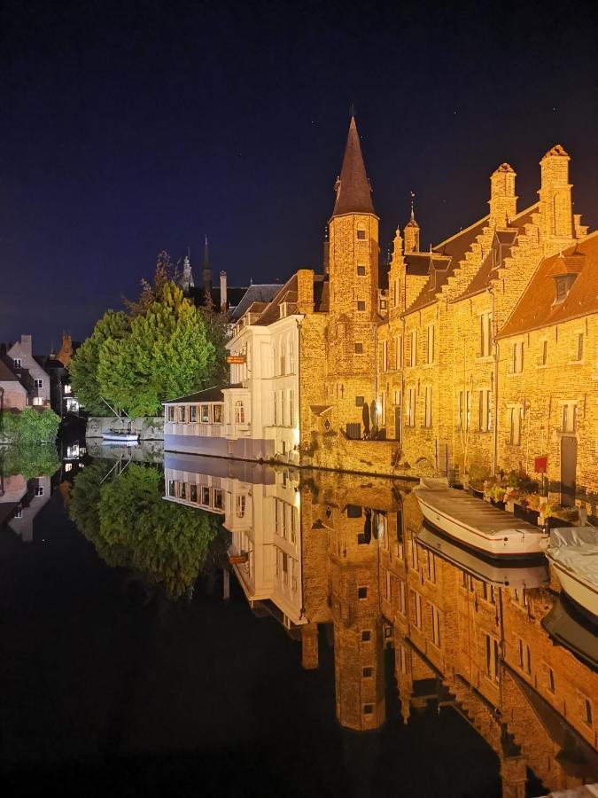 Nostalgia Homestay Bruges Extérieur photo